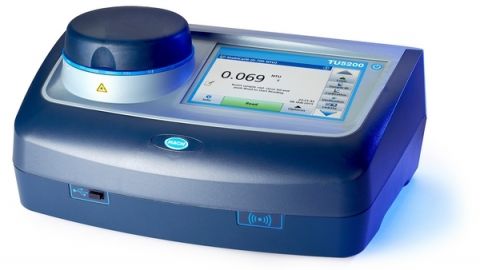 Stacjonarny mętnościomierz laserowy TU5200 z kontrolą systemu i RFID, wersja ISO